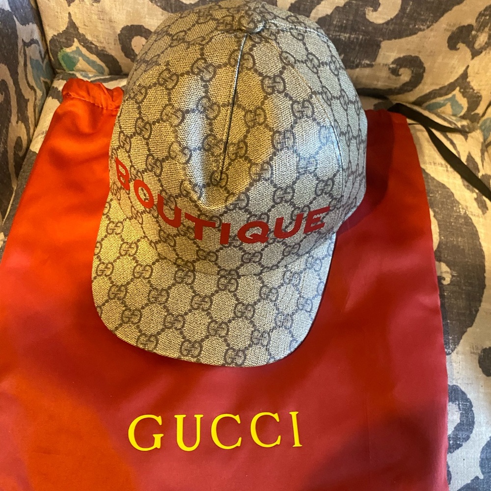 Gucci Boutique canvas baseball cap